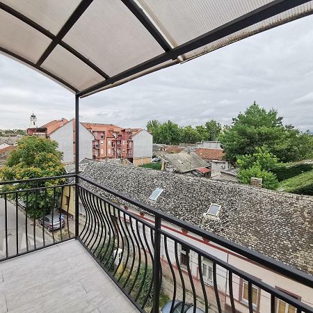 Apartman Dositej Novi Sad Exterior photo